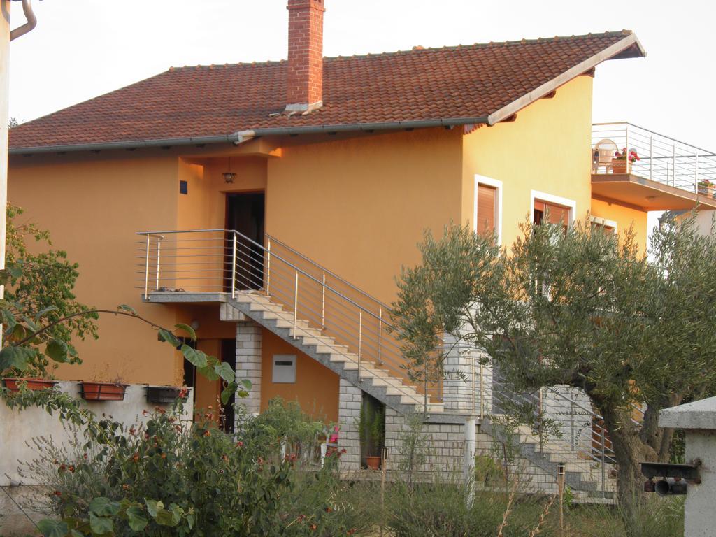 Apartments Nela Pula Luaran gambar